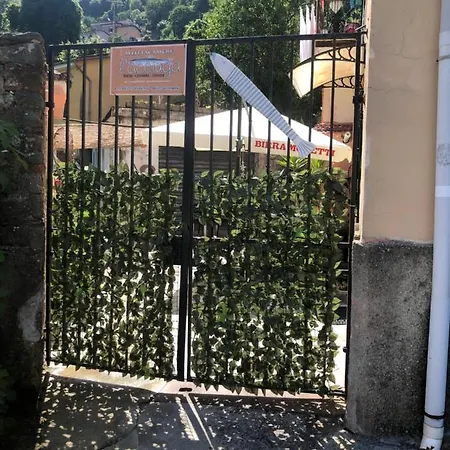 L'acciuga Affittacamere *