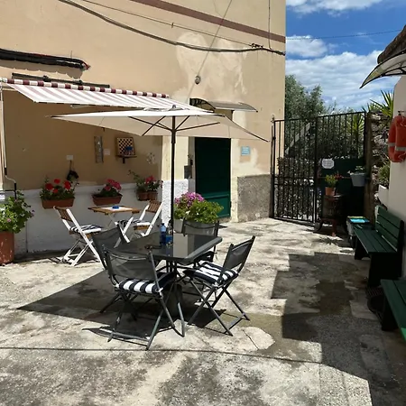 Konukevi L'acciuga *