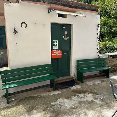 Konukevi L'acciuga 3*